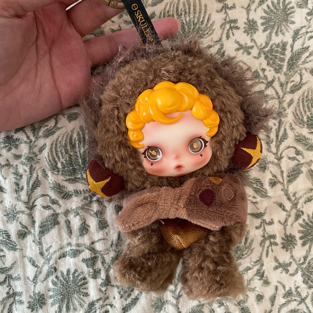 POP MART Skullpanda You Found Me Series - Sneaky Chestnut
